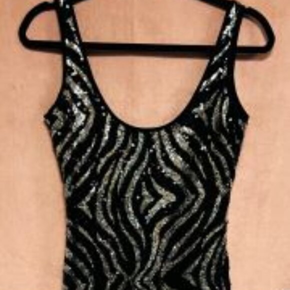 1663-SOHO Short Cocktail Dress - Picture 1 of 8